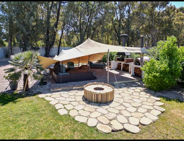 5 BEDROOM HOUSE FOR SALE IN MORNING STAR